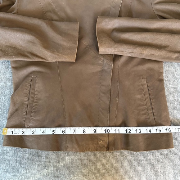 Etcetera Women Brown Genuine Leather Asymmetrical Snap Jacket Size 4 Taupe Moto - Picture 11 of 15